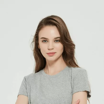 Portrait with unbalanced shoulders